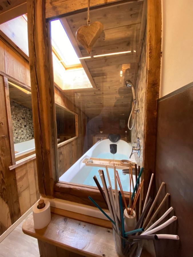 Calore Di Una Casa Di Montagna Campitello di Fassa Exterior foto